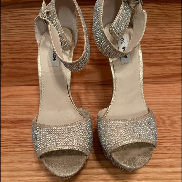 🌸 Steve Madden Pre Loved Carrie Beaded Heels w/ Ankle Strap Platforms Size 8.5 - Picture 1 of 15